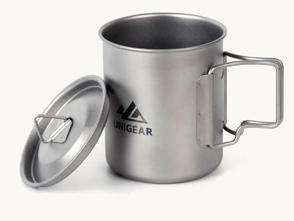 Indigo Eurybia 100% titanium camping cup, 450ml capacity, lightweight and durable for outdoor camping and hiking adventures.