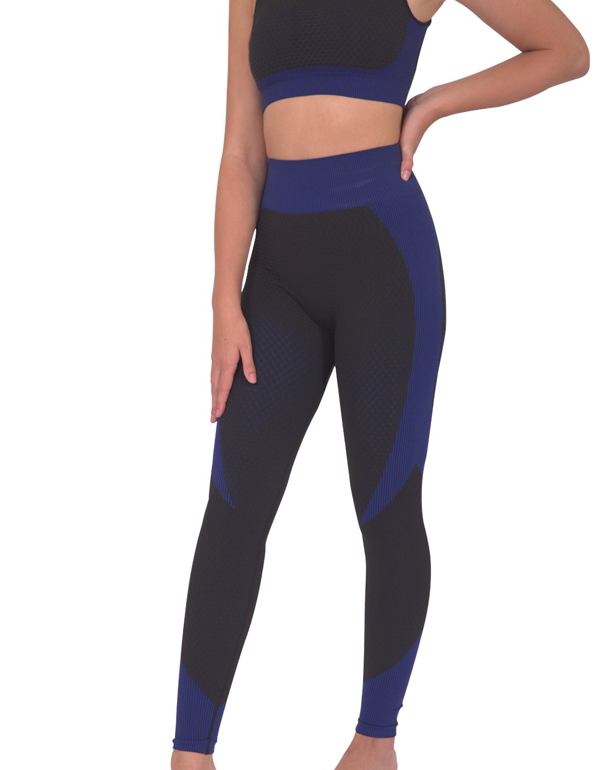 Lazurite Trois Seamless Black and Navy activewear leggings, close-up of stretchy, seamless fabric design for workout comfort.