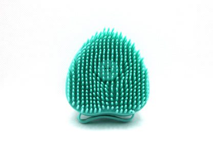 Sky Pandion BrushPro Bath Brush for pets, featuring a comfortable handle and soft bristles ideal for easy pet bathing.