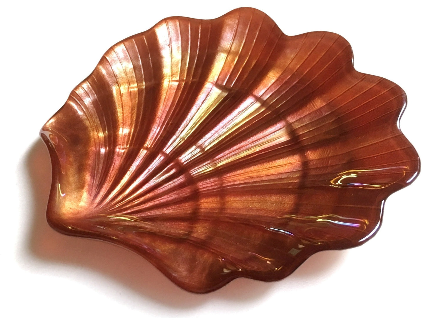 Set of 4 White Zeus scallop shell copper 8-inch side plates with a textured scallop shell design for home and garden decor.