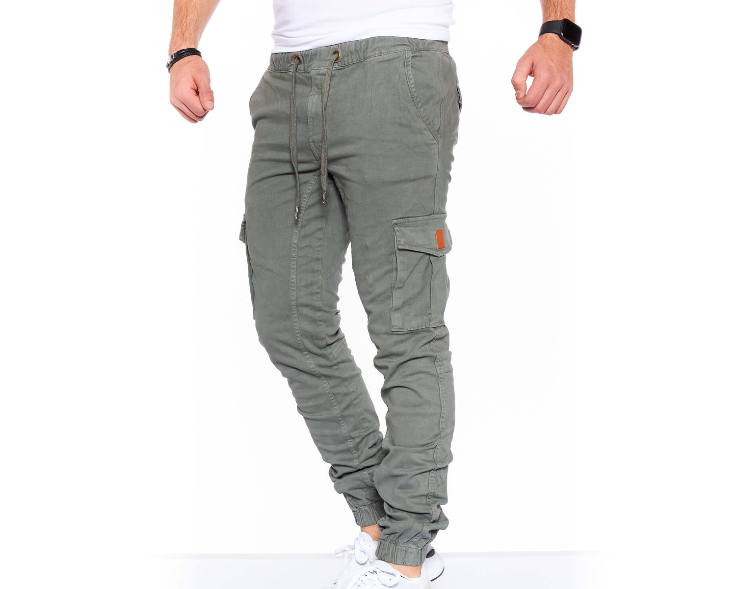 Carmine Nesoi Styleko cargo pants with elastic waistband and functional pockets, casual men&