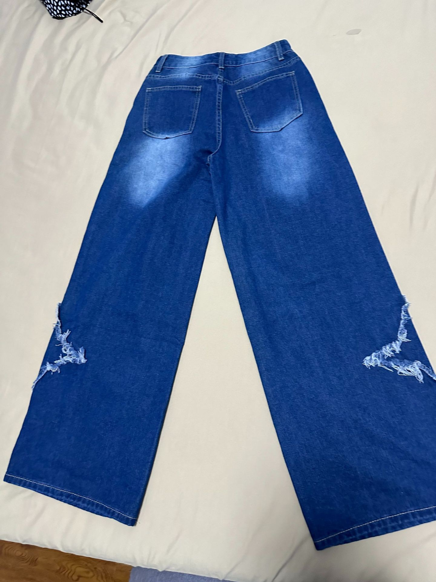 Carmine Juneberry Patch Ripped Street Jeans – Haute Edition 25 with distressed details and stylish fit.