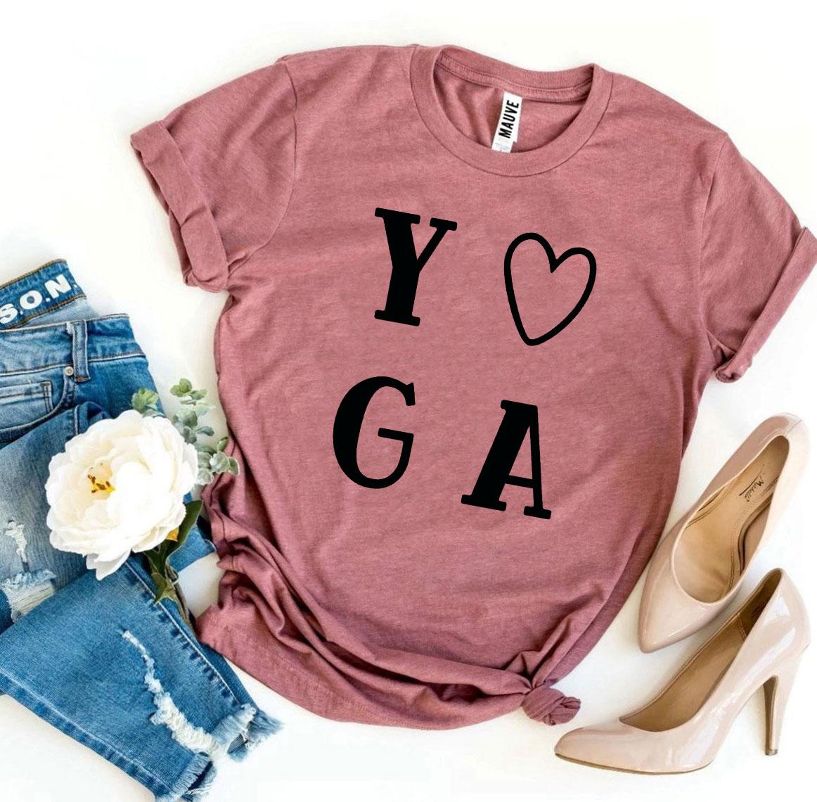 Agate yoga T-shirt in soft fabric, featuring a comfortable fit and stylish design suitable for exercise and casual wear.