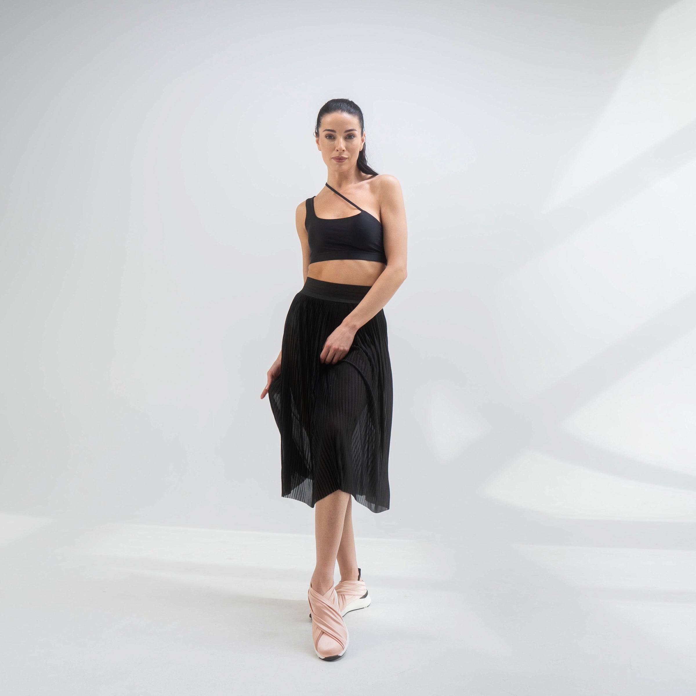Indigo Thalassa Pleasy mesh skirt with a lightweight, transparent fabric and a stylish, flowy design for a trendy look.
