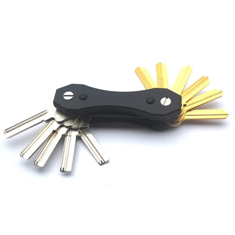 Fuchsia Molly camping utility key holder with built-in LED light, compact key organizer with LED illumination for outdoor use