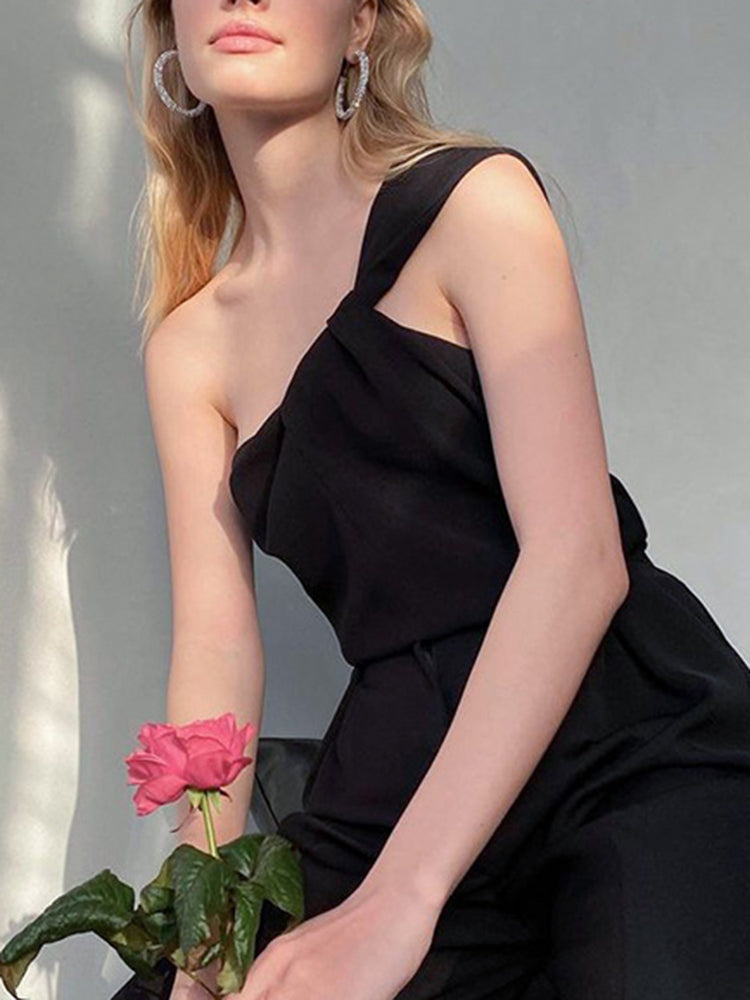 Mauve Ananke Fashionella one-shoulder sexy tank top in black, fitted sleeveless design with stylish shoulder detail.
