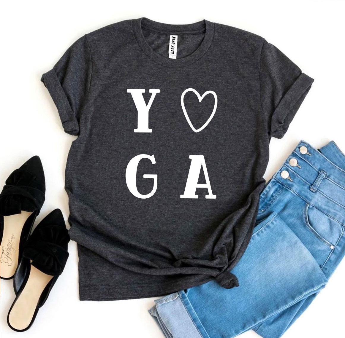 Agate yoga T-shirt in soft fabric with a relaxed fit, perfect for exercise and casual wear.
