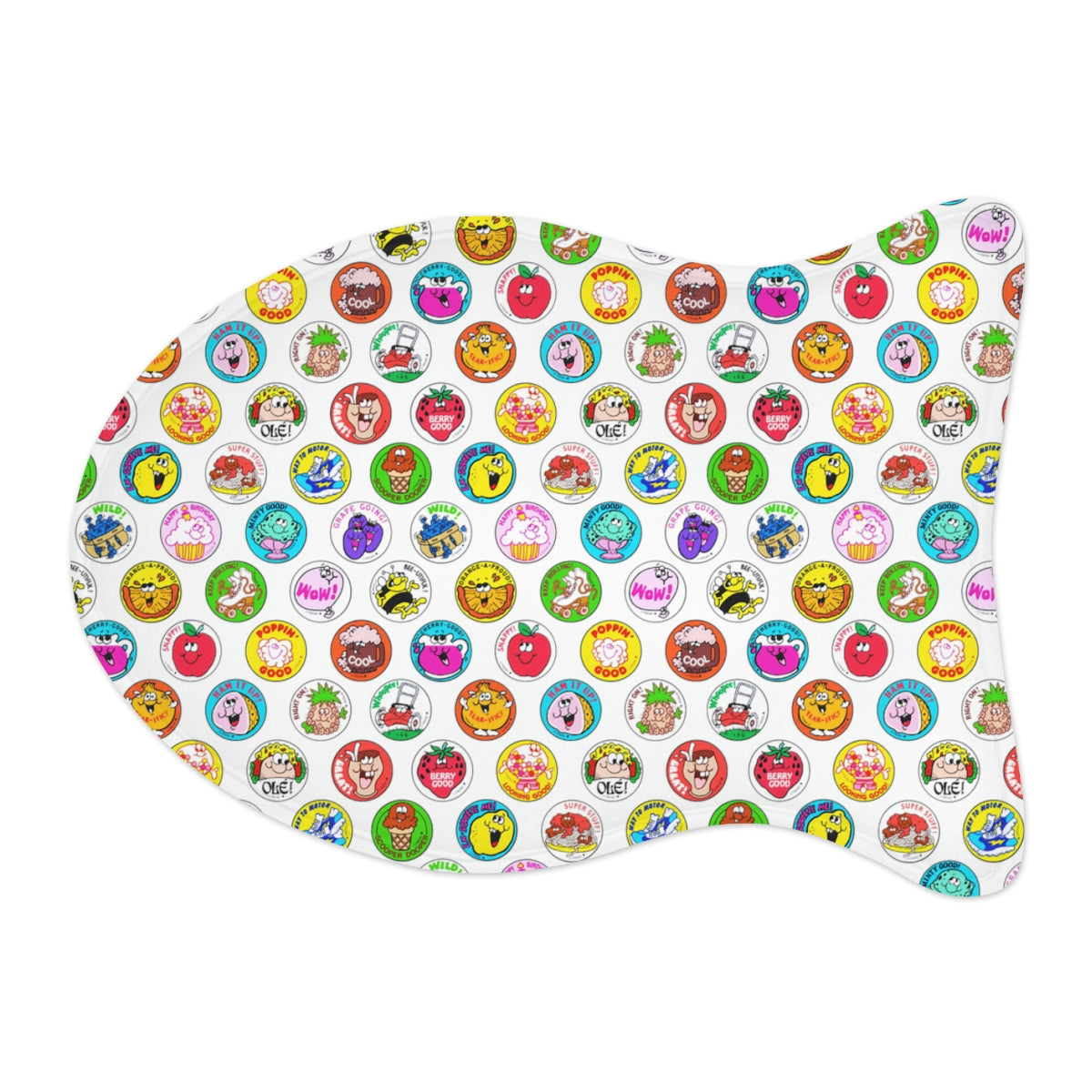 Puce Arrowwood pet feeding mat with non-slip surface for dogs and cats, designed to catch spills and keep feeding areas clean.