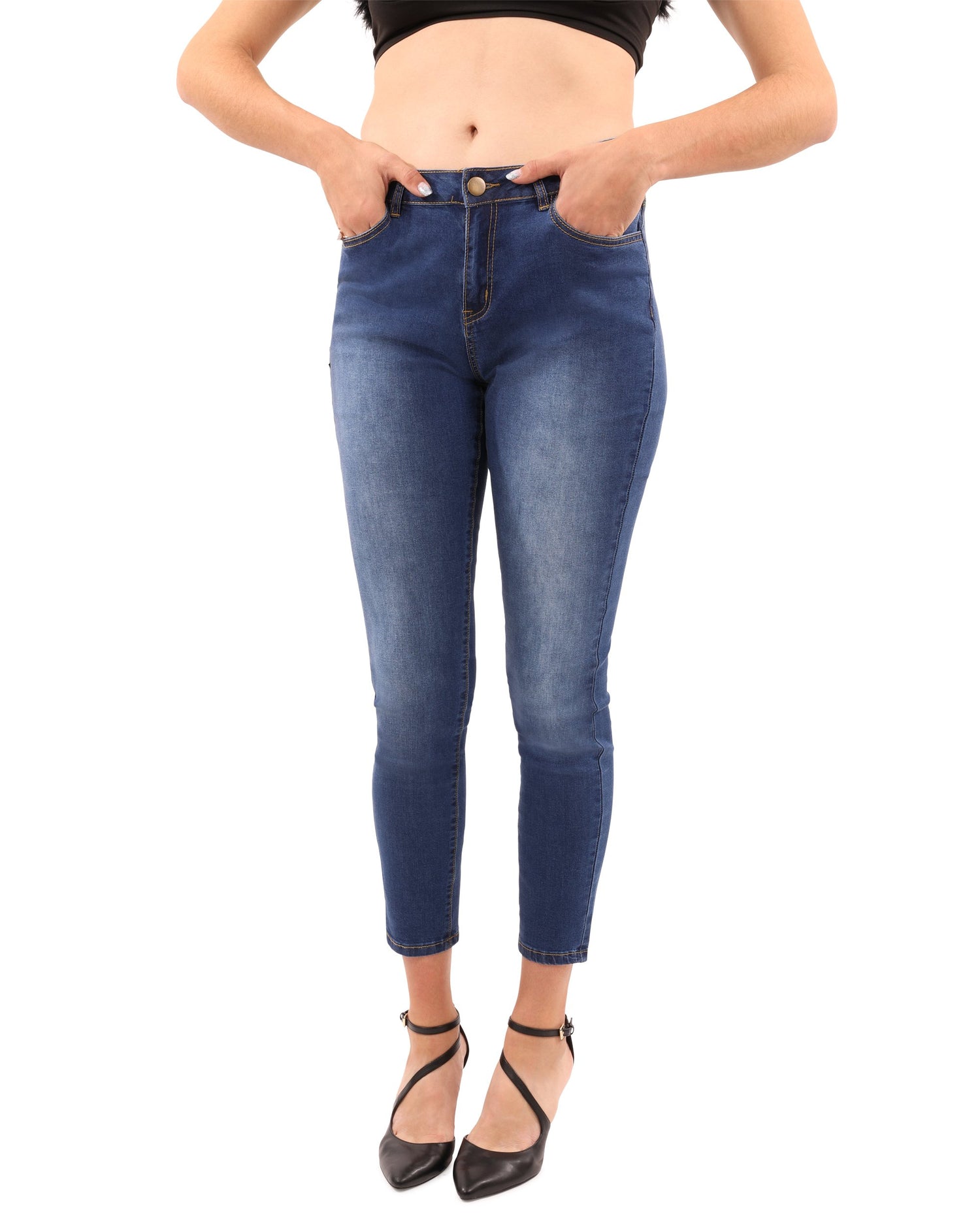 Lazurite Cabrillo faded jeans for women, showcasing a relaxed fit with distressed denim and a stylish faded wash.