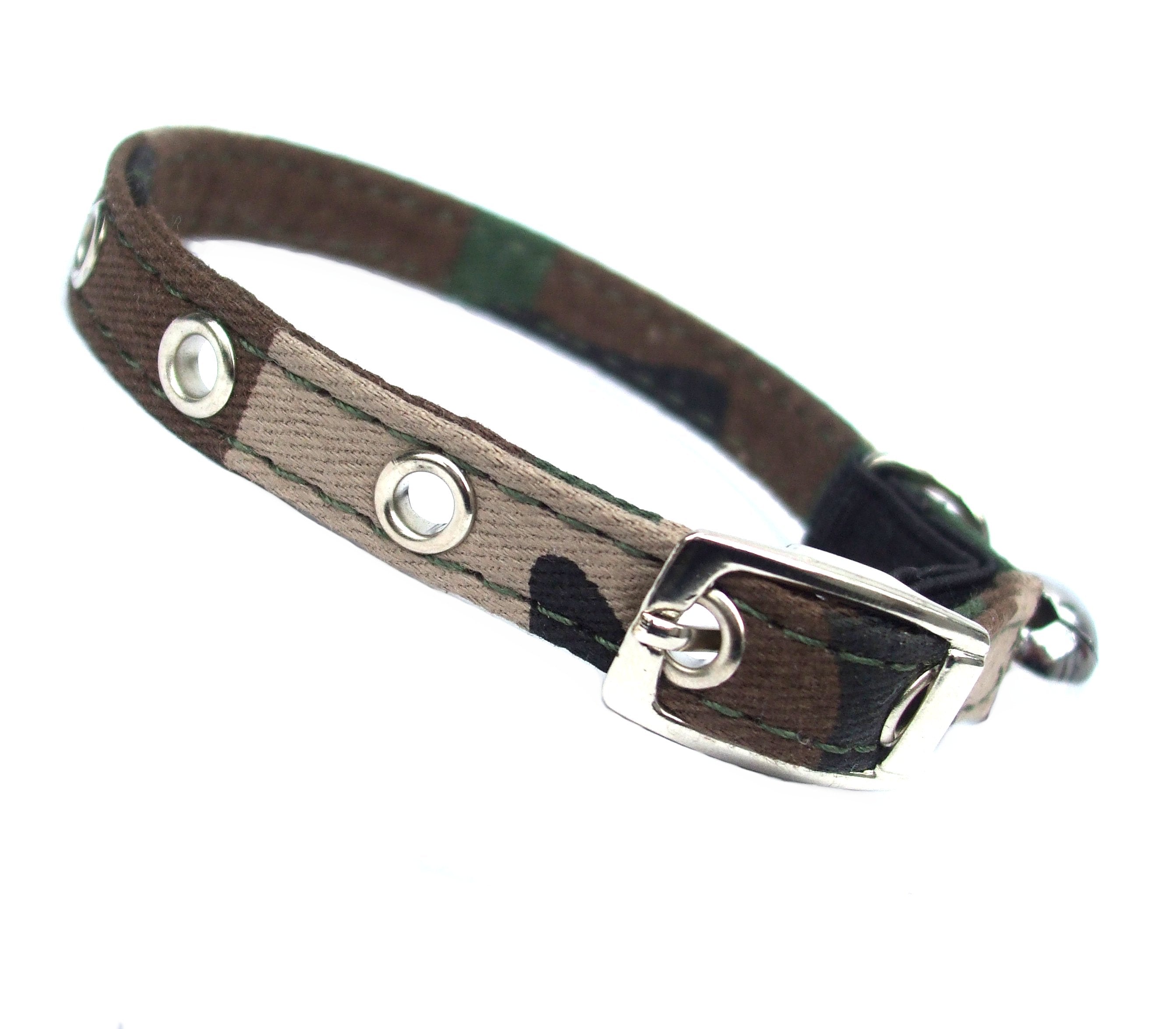 Salmon Oscar Army Canvas Cat Collar with adjustable strap and metal buckle on a white background.