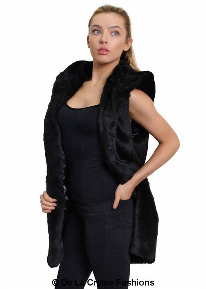 Rose Eleusis faux fur hooded gilet, stylish women&