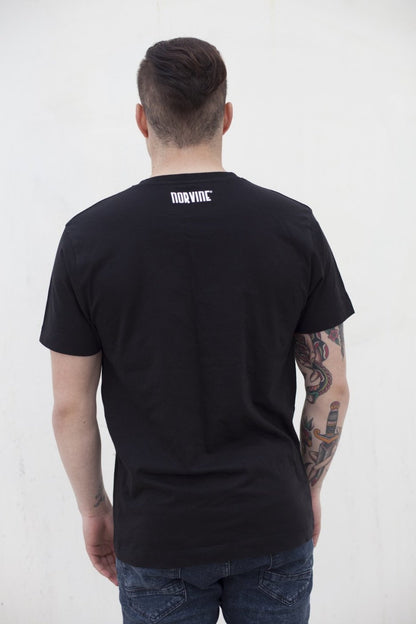 Callisto Norvine Caesar Skull T-shirt featuring a graphic print of a skull with a historic Roman theme.