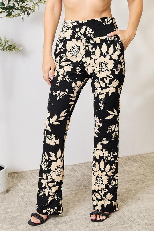 Jade Icarus Heidi Flare Pants in stylish fabric, featuring a high-waisted design and wide-leg silhouette for a trendy look.