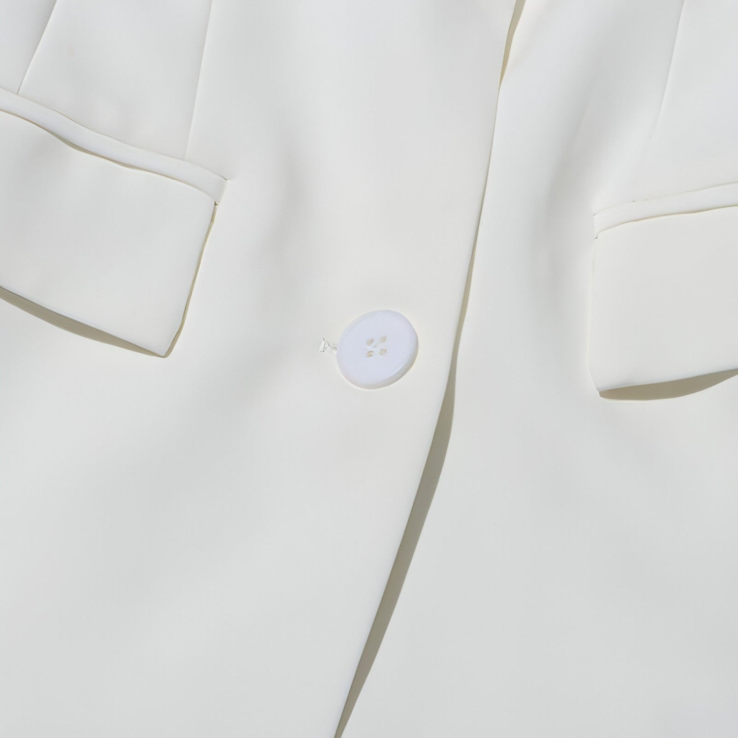 Fashion slim fit patchwork suit jacket for women by Carmine Juneberry, featuring a stylish tailored design and patchwork details.
