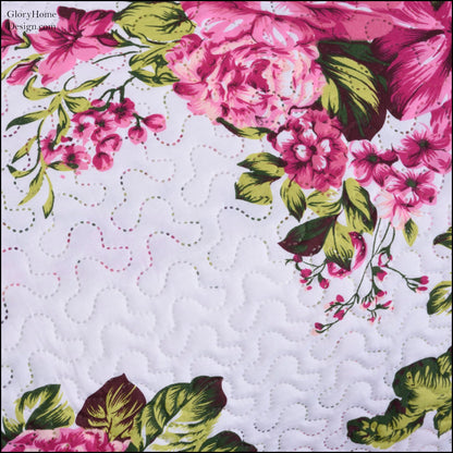 Azure Zeus Cynthia 3-piece quilt set in fuchsia, featuring a vibrant bedspread and matching pillow shams for a cozy bedroom look.