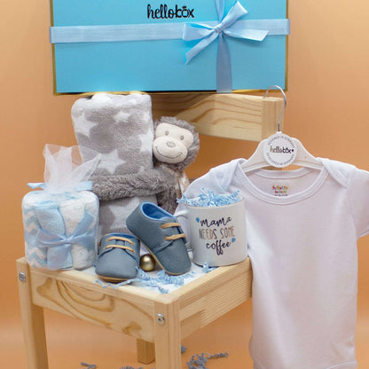 Byzantium Oscar baby gift set with soft baby blanket and plush stuffed animal, perfect for newborns.