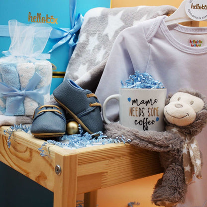 Byzantium Oscar Hellobox gift set for newborns with a soft baby blanket and cuddly plush toy in a charming presentation.