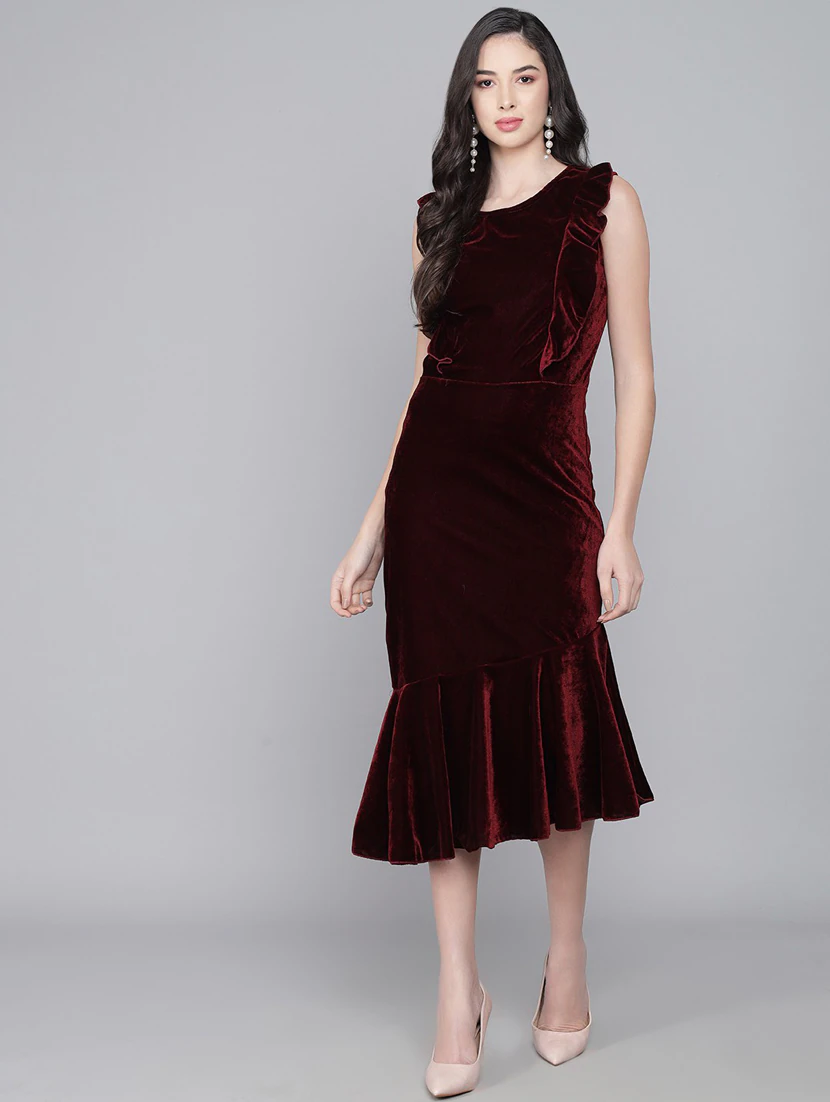 Maroon solid Pephem dress for women, size large, from Pear Summer Lilac, displayed on a hanger against a neutral background.