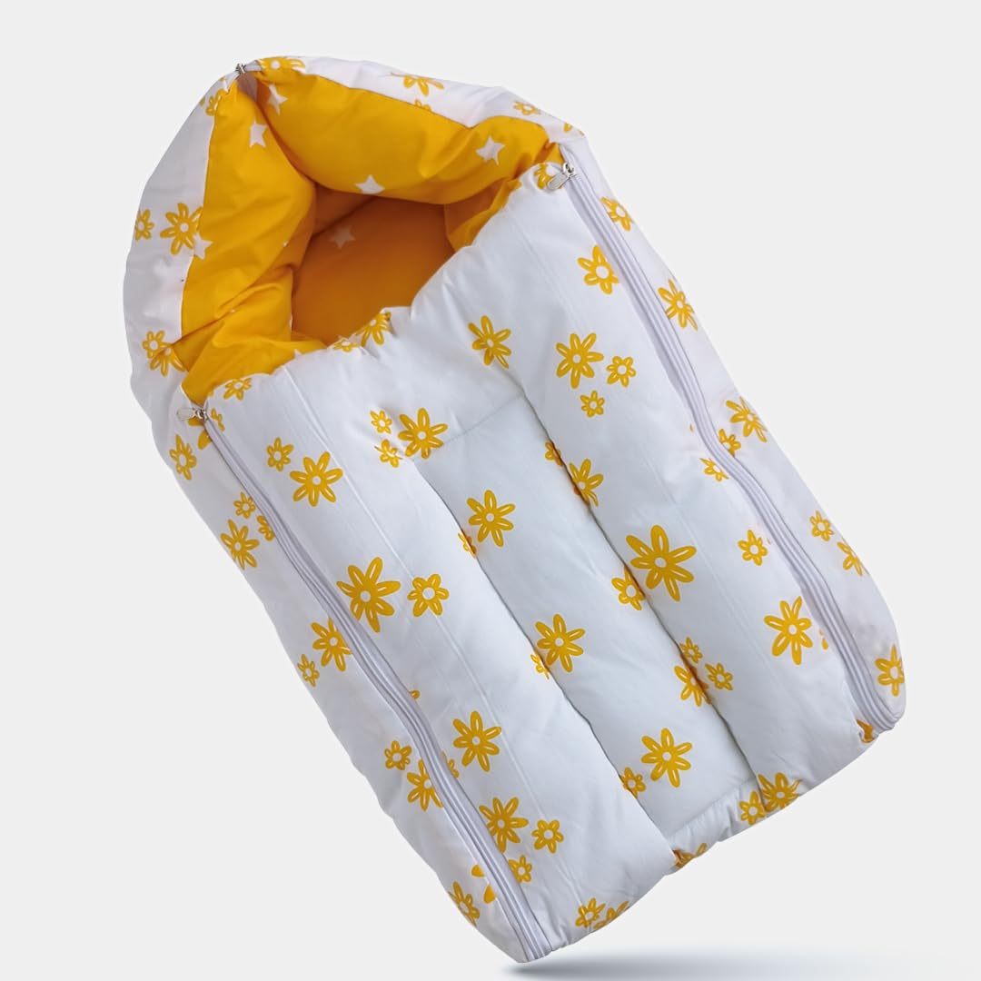 Amaranth Smokey 3-in-1 baby sleeping bag and carry nest in cotton, portable bedding set for kids and babies, soft and cozy.