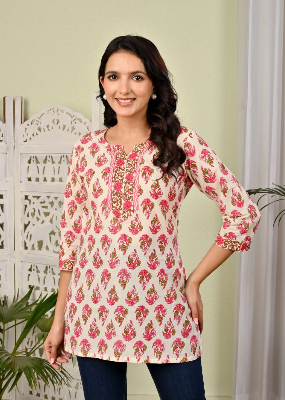 Women’s printed kurti by Byzantium Eurybia featuring colorful floral patterns and a stylish, comfortable design.