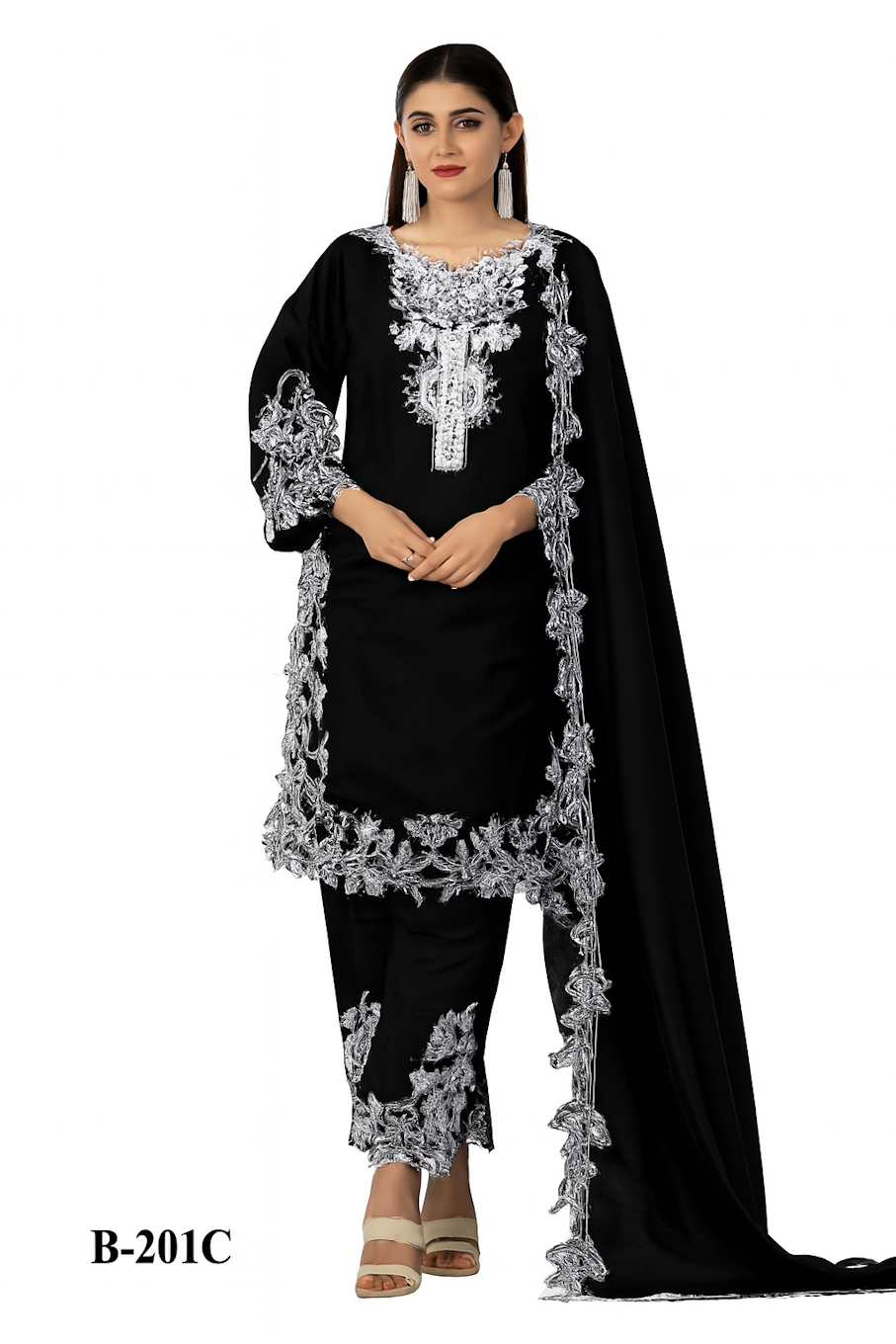 Women’s black embroidery kurta set by Purple Apricot, featuring detailed design, size XS, and elegant traditional style.