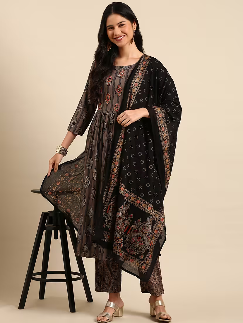 Women’s brown printed kurta pant suit set with dupatta, size large, from Viridian Pontus, featuring traditional design and vibrant patterns.