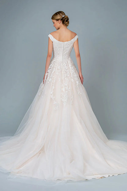Wedding dresses/ivory cream embroidery embellished mesh a line wedding gown with tail GLGL1800