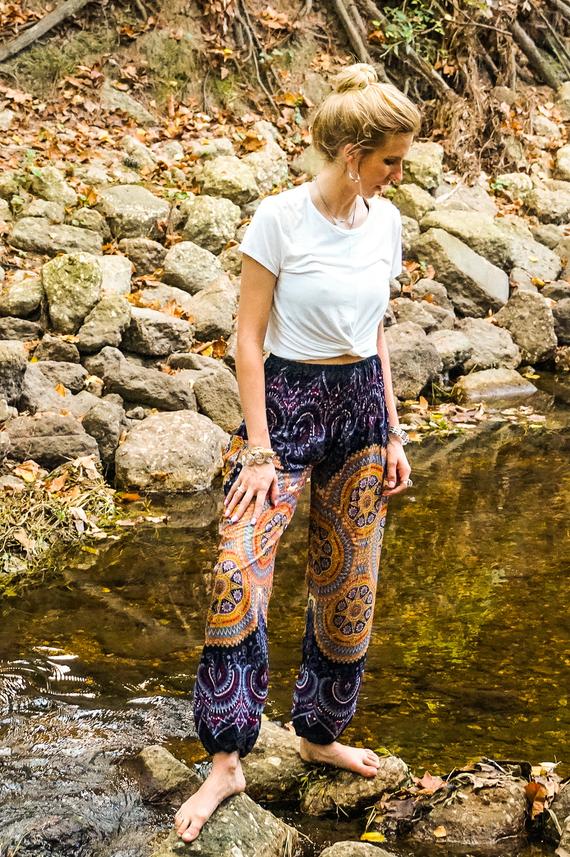 Purple psychedelic boho pants for women, featuring a hippie-inspired design perfect for yoga and casual wear by Tan Smokey