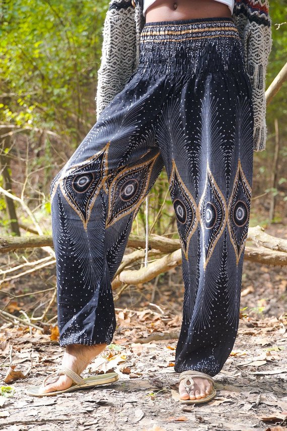 Black PEACOCK women&