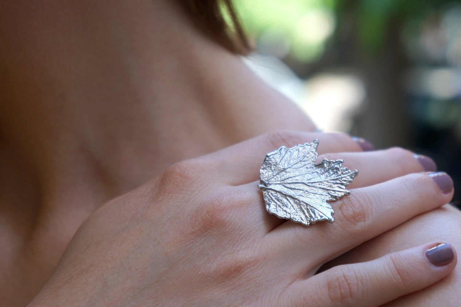 Gold-plated brass Bourbon Rose Leaf ring by Beige Briseis, adjustable jewelry featuring detailed leaf design.