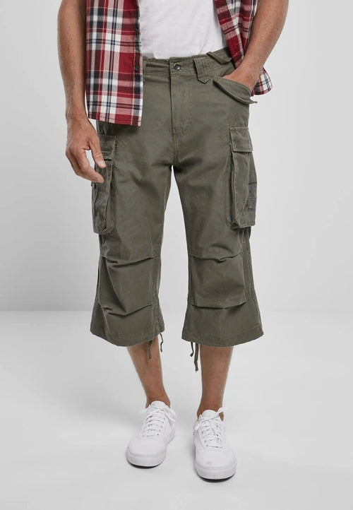 Callisto Industry 3/4 Cargo Shorts with multiple pockets, casual fit, and durable fabric for outdoor and everyday wear.