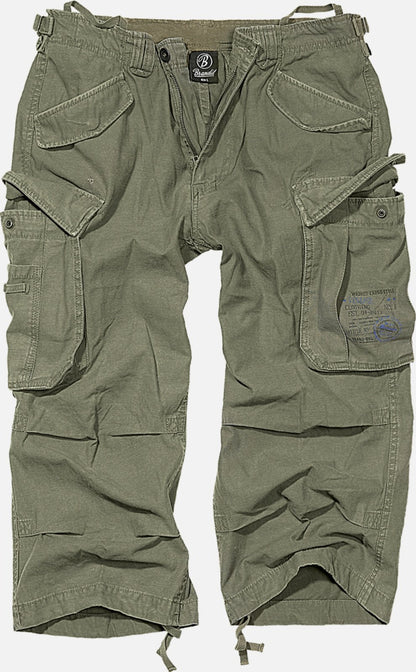 Callisto Industry 3/4 Cargo Shorts in durable fabric, featuring multiple pockets and a casual fit for outdoor activities.