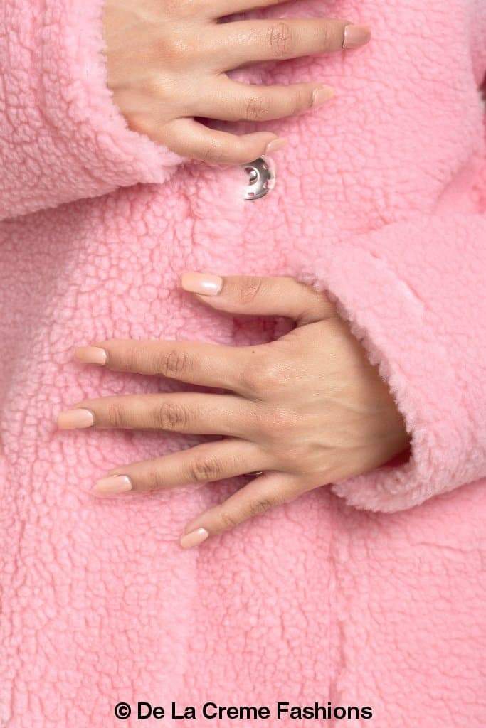 Rose Eleusis Jacqueline oversized teddy coat, cozy plush jacket with a relaxed fit, warm and stylish for cold weather.