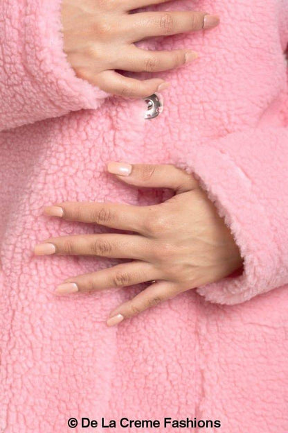 Rose Eleusis Jacqueline oversized teddy coat, cozy plush jacket with a relaxed fit, warm and stylish for cold weather.