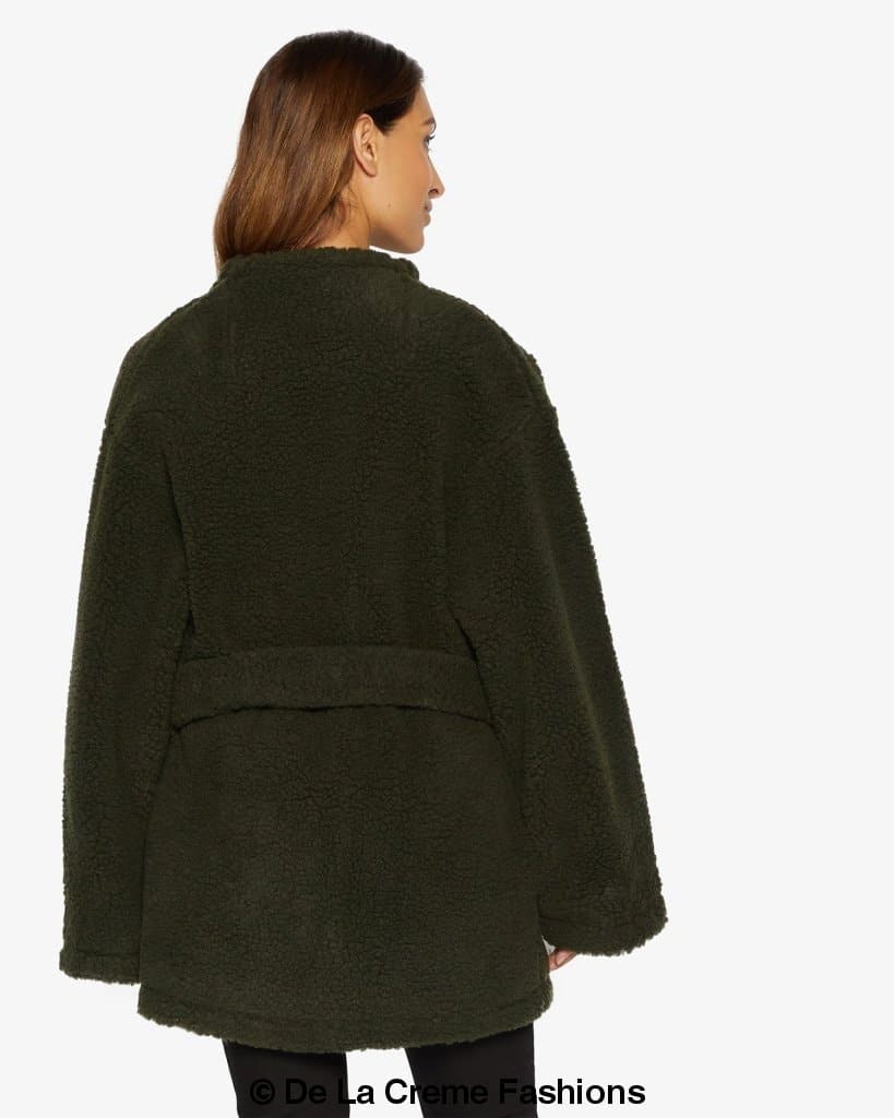 Jenna wearing Rose Eleusis open front belted teddy coat, cozy plush fabric, and relaxed fit, perfect for cold weather.
