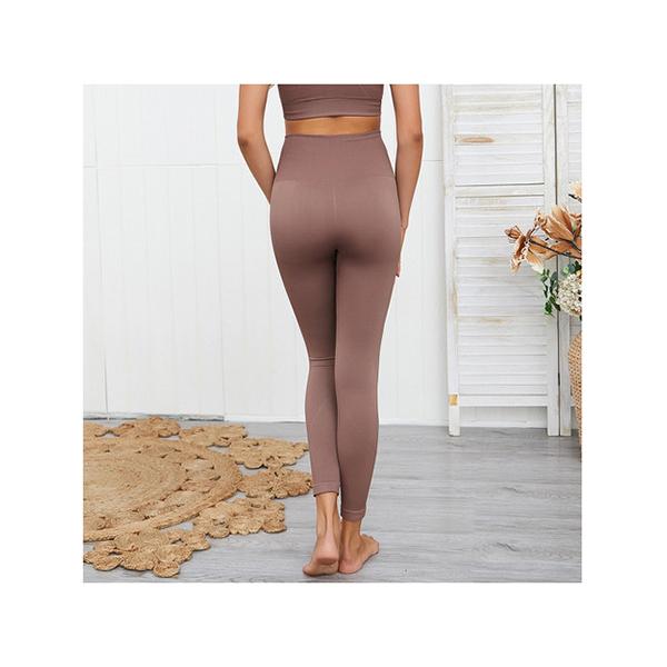 Amethyst Hera stretchy two-piece sportswear set with matching leggings, ideal for home workouts and casual wear.