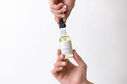 DC-Lizush Lavender Body Oil bottle with natural moisturizing body oil and lavender scent, displayed on a neutral background.