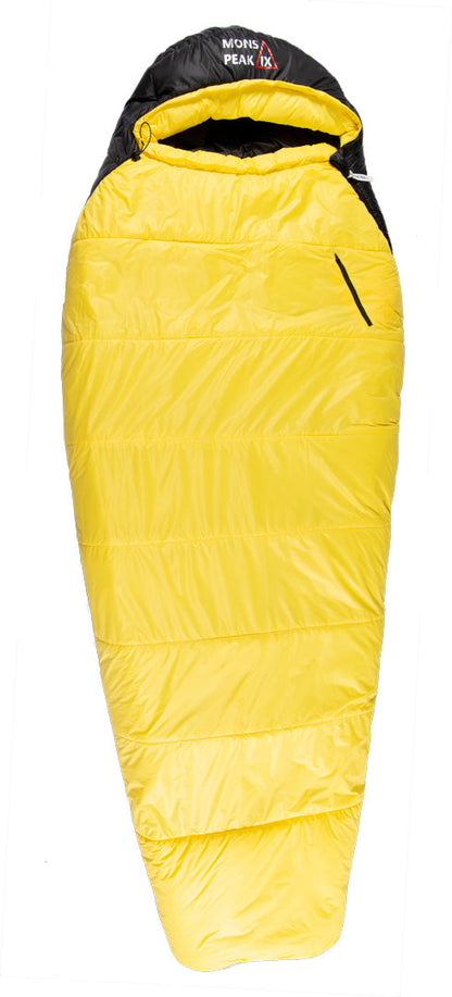 Triangulum Settler 15F sleeping bag for camping, with a full-length zipper and insulated design for outdoor sleeping comfort.