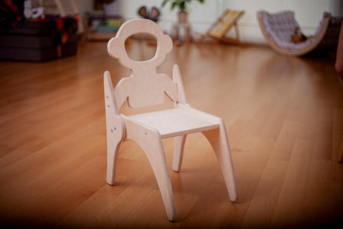 Red Oceanus Montessori table and chair set for kids, featuring a wooden table with matching child-sized chairs for learning and play.