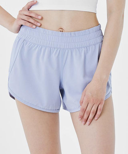 Amethyst Lucy All The Time Shorts for women, casual denim shorts with distressed details and a high-waist fit.
