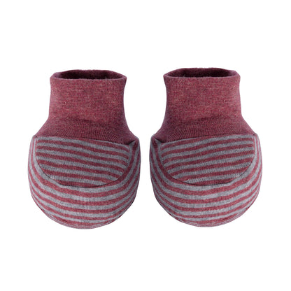OrganicEra organic baby booties in Bordeaux stripe, made from bamboo, designed for kids and babies, soft and comfortable footwear.