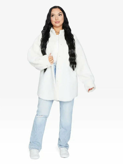 White oversized patch pocket borg teddy shacket from Rose Eleusis, featuring a cozy, plush texture and relaxed fit.