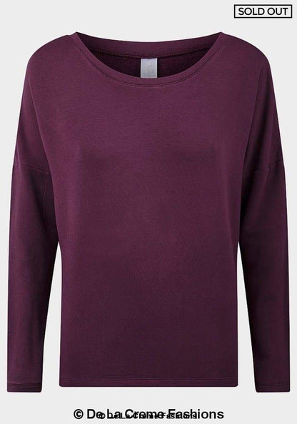 Purple fleece-lined sleepwear top for women by Rose Eleusis, cozy and comfortable ladies&