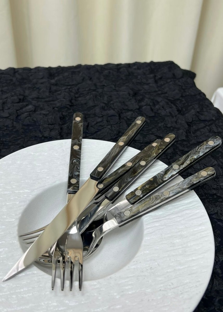 Set of 10 modern elegant Terra flatware Bistrot style cutlery in silver, stylish home decor flatware set by Inspecial Home