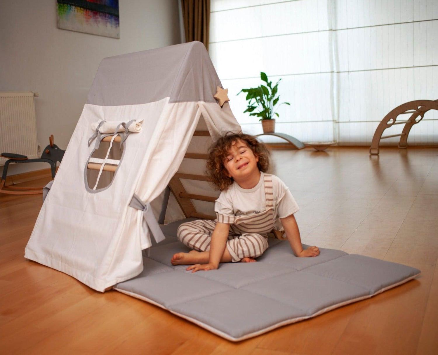 Red Oceanus climbing triangle with tent cover, mat, and ramp for children’s furniture, shown with white tent cover in the image.
