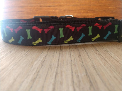 Colorful bones design leash for large pets by Green Thalassa, showcasing vibrant petwear suitable for dogs.