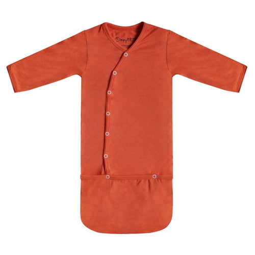 Baby SleepyBeebi onesie with Trappelzak from MIMMTI® by Ochre Athena, designed for easy diaper changes and cozy comfort.
