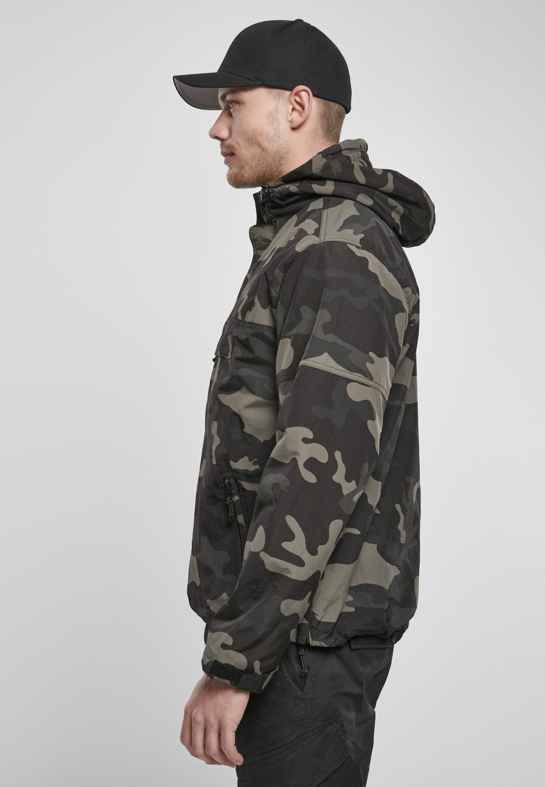 Callisto Essential Windbreaker jacket in multiple colors, lightweight and weather-resistant, casual outdoor wear for men and women.