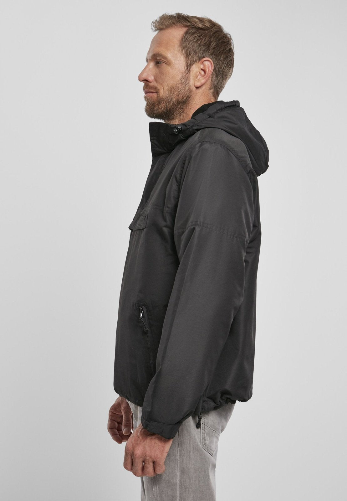 Callisto Essential Windbreaker jacket in multiple colors, lightweight waterproof outerwear for outdoor activities.